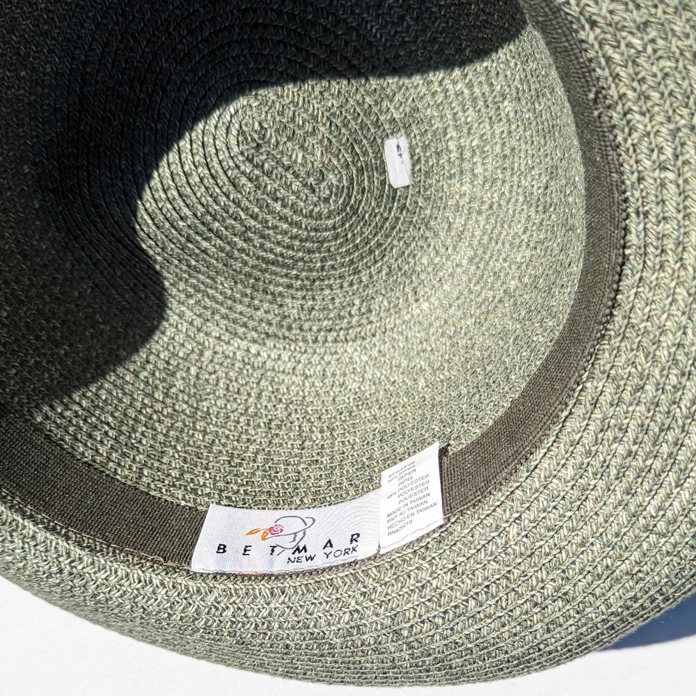 Sage green Betmar New York woven hat EUC - Picture 6 of 6